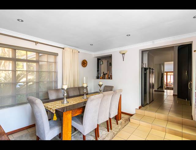4 BEDROOM HOUSE FOR SALE IN NORTH RIDING AH